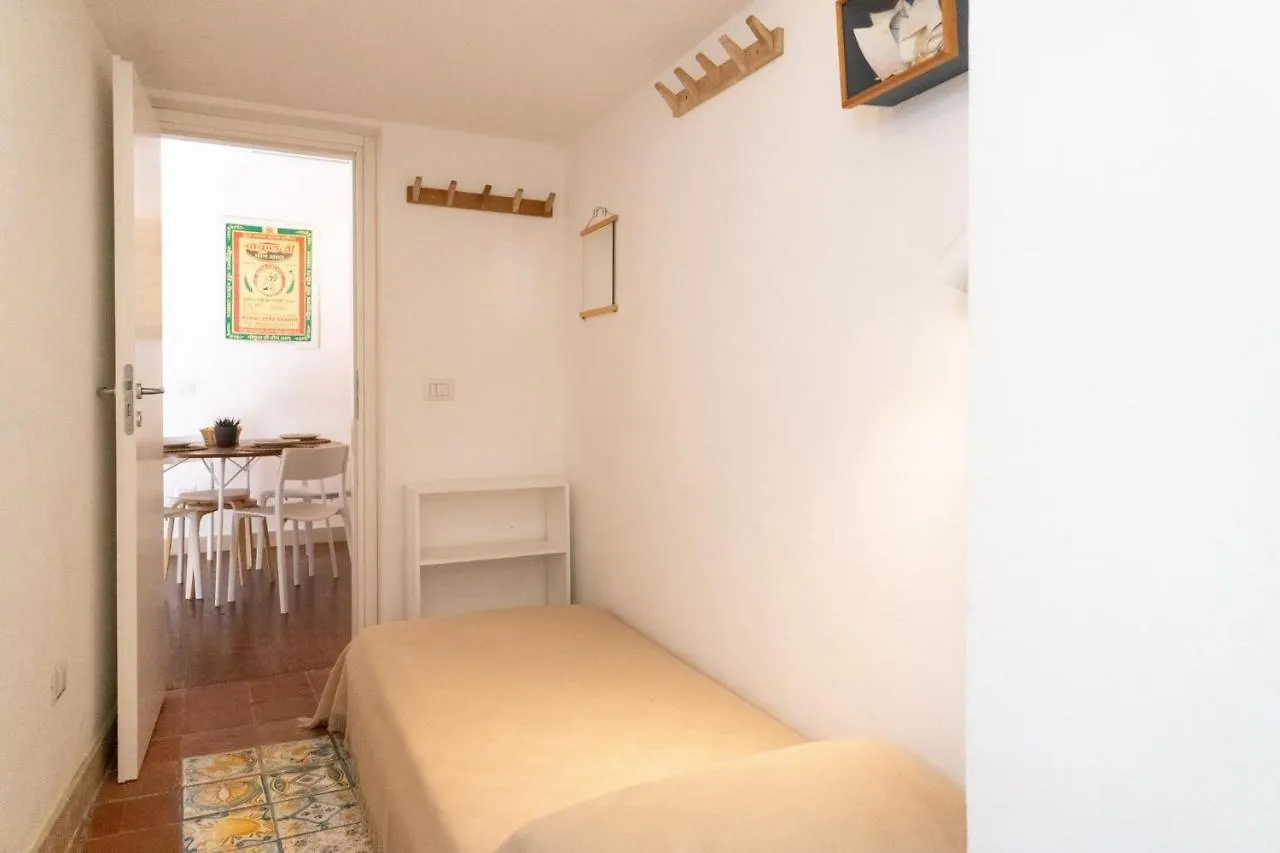 Ortigia Colourful Apartment Syracuse